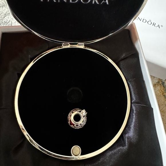 Pandora charm and ornament - Picture 3 of 5